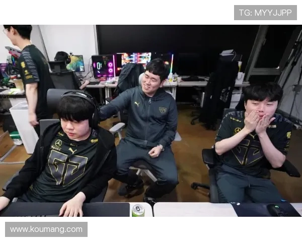 Faker中路掌控全局 解析他在比赛中如何主宰局势与策略